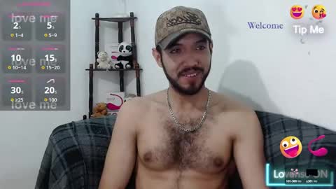 Snapshot of saint_castle chatting on September 14, 2025, 12:21 am Saint Castle online show from September 14, 2025, 12:21 am