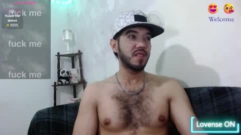 Snapshot of saint_castle chatting on January 31, 2026, 11:25 pm Saint Castle online show from January 31, 2026, 11:25 pm