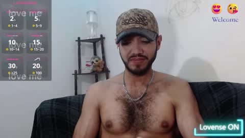 Snapshot of saint_castle chatting on February 23, 2026, 3:53 pm Saint Castle online show from February 23, 2026, 3:53 pm