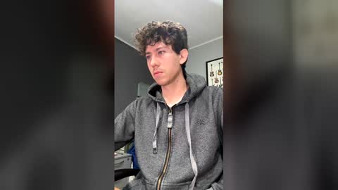 Snapshot of saint_nott chatting on April 29, 2026, 1:48 pm saint_nott online show from April 29, 2026, 1:48 pm