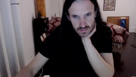 SaintReeves online show from December 9, 2024, 3:18 am