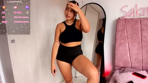 Snapshot of sakuraarih1 chatting on July 15, 2026, 6:13 pm SAKURAARIH1 online show from July 15, 2026, 6:13 pm
