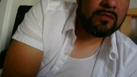 sal cumplaciente online show from April 16, 2026, 9:50 pm