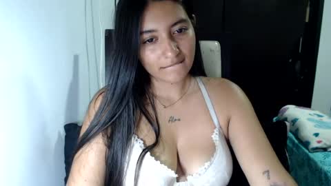 Snapshot of saliha_ chatting on August 8, 2026, 3:41 am saliha online show from August 8, 2026, 3:41 am