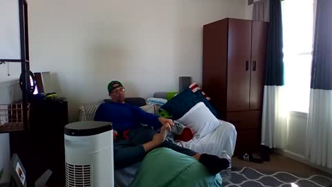 salis1981 online show from March 7, 2025, 10:32 pm