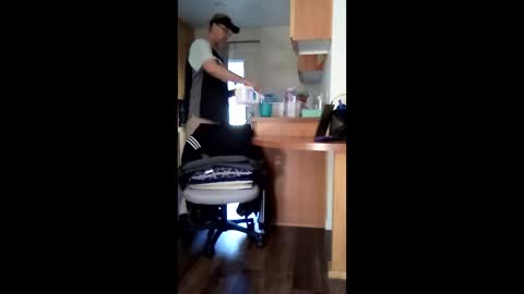 salis1981 online show from April 18, 2026, 7:18 pm