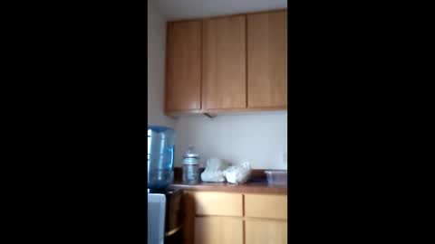 salis1981 online show from April 26, 2026, 11:02 pm