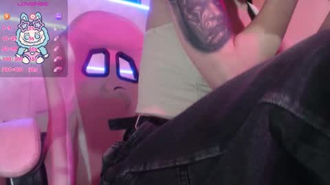 Snapshot of sally23_ chatting on January 16, 2026, 2:10 pm salloy online show from January 16, 2026, 2:10 pm