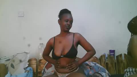 Snapshot of sallycapri chatting on May 17, 2026, 10:11 am Sally online show from May 17, 2026, 10:11 am