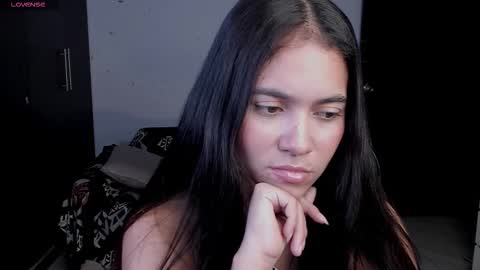 Sallye online show from November 8, 2025, 3:18 am