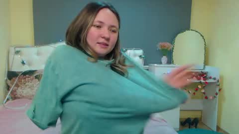 Snapshot of sallyverda chatting on April 21, 2026, 3:02 am Sally online show from April 21, 2026, 3:02 am