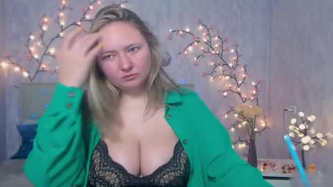 Snapshot of sallyverda chatting on May 8, 2026, 6:02 pm Sally online show from May 8, 2026, 6:02 pm