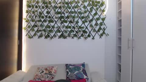 Salome online show from September 11, 2025, 12:38 pm