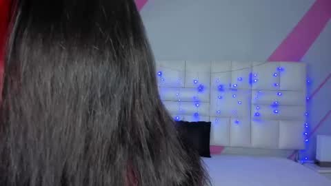 Salome Rose online show from September 17, 2025, 8:32 pm