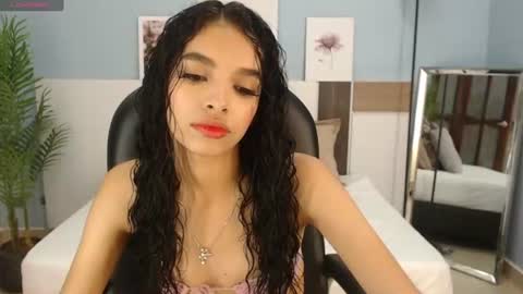 Snapshot of salome_veles chatting on June 25, 2026, 10:03 pm salome_veles online show from June 25, 2026, 10:03 pm
