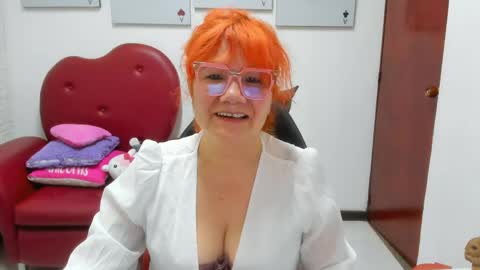 Snapshot of salomee_diazz chatting on April 22, 2026, 9:05 pm Salomee diazz online show from April 22, 2026, 9:05 pm