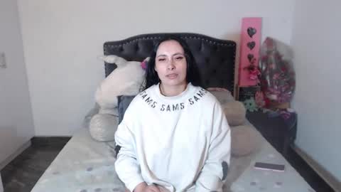 yenny online show from January 12, 2026, 3:12 am