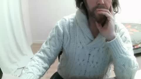 Snapshot of saltimbanquier chatting on February 11, 2025, 12:37 pm Saltimbanquier Salt ou Banquier online show from February 11, 2025, 12:37 pm