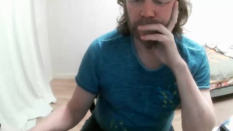 Snapshot of saltimbanquier chatting on February 14, 2025, 7:07 am Saltimbanquier Salt ou Banquier online show from February 14, 2025, 7:07 am