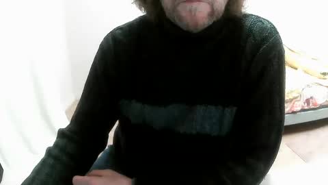 Snapshot of saltimbanquier chatting on February 28, 2025, 2:09 pm Saltimbanquier Salt ou Banquier online show from February 28, 2025, 2:09 pm