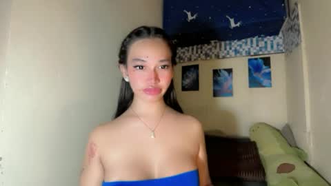 Snapshot of salva_fuckdoll chatting on July 6, 2026, 12:18 am Salva online show from July 6, 2026, 12:18 am