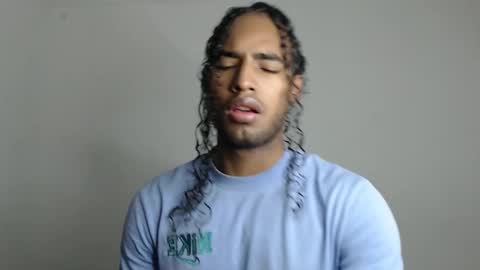 salvatore_amator online show from November 23, 2025, 10:42 pm