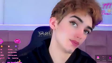 salvatore_boom online show from March 8, 2026, 5:44 am