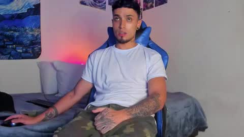 Snapshot of salvatore_dereck chatting on March 9, 2026, 1:20 am online show from March 9, 2026, 1:20 am