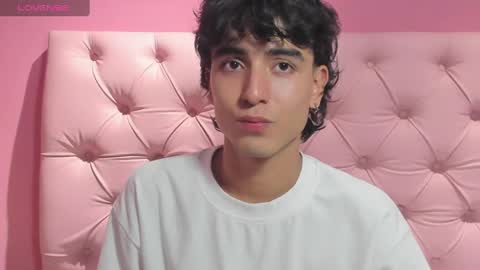 salvatore  online show from January 18, 2025, 8:52 am