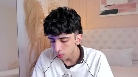 salvatore  online show from October 2, 2025, 8:27 pm