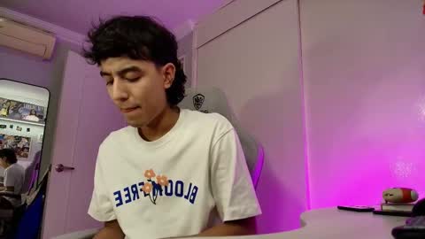 Snapshot of salvatore_montt chatting on September 15, 2025, 1:38 am salvatore_montt online show from September 15, 2025, 1:38 am