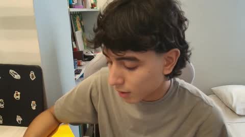 Snapshot of salvatore_montt chatting on October 17, 2025, 9:17 pm salvatore_montt online show from October 17, 2025, 9:17 pm