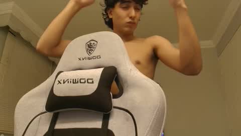 Snapshot of salvatore_montt chatting on October 19, 2025, 4:13 am salvatore_montt online show from October 19, 2025, 4:13 am