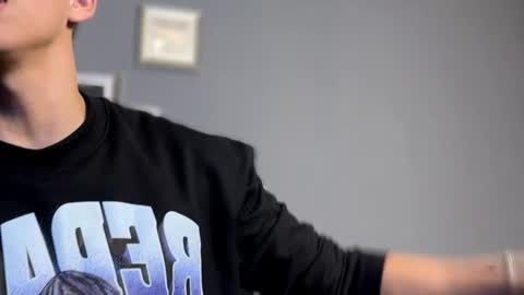 Salvatore online show from February 18, 2026, 1:45 am