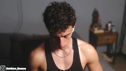 Snapshot of salvatore_romanoo chatting on June 19, 2026, 4:28 am Salvatore online show from June 19, 2026, 4:28 am