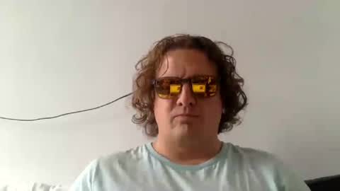 Snapshot of sam447105 chatting on July 17, 2026, 11:06 am sam447105 online show from July 17, 2026, 11:06 am