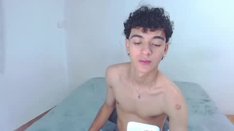 Snapshot of sam__cute chatting on October 1, 2025, 7:36 am sam__cute online show from October 1, 2025, 7:36 am