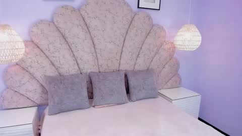 Sam online show from September 25, 2025, 11:36 am