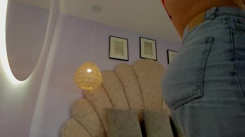 Sam online show from September 26, 2025, 11:47 am