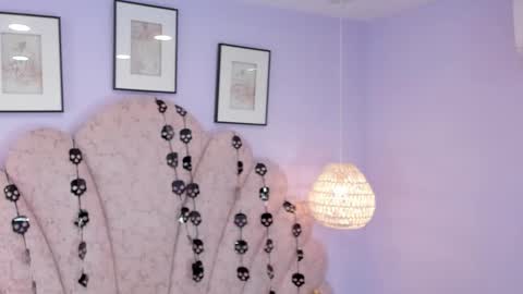 Sam online show from October 28, 2025, 11:47 am