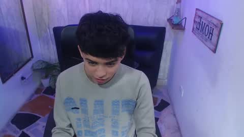 Snapshot of sam_daves chatting on January 31, 2025, 1:12 pm Sam online show from January 31, 2025, 1:12 pm