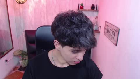 Snapshot of sam_daves chatting on February 19, 2025, 5:27 pm Sam online show from February 19, 2025, 5:27 pm