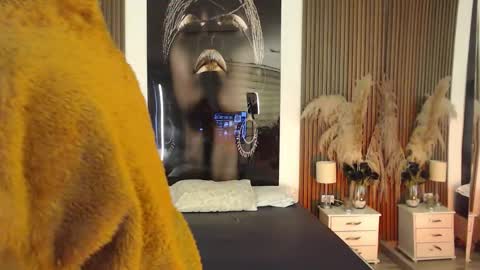 SAM MANSON online show from March 17, 2026, 12:08 pm