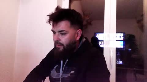 sam_papithebarber online show from November 26, 2025, 6:53 pm