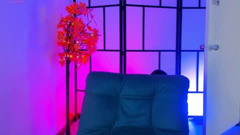 Sam online show from October 16, 2025, 12:28 pm