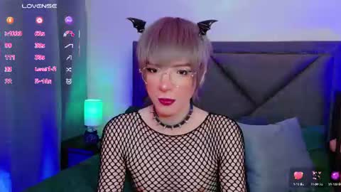 Snapshot of sam_russo chatting on June 12, 2026, 3:49 am Sam online show from June 12, 2026, 3:49 am