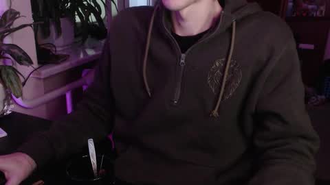 sam_skywalker online show from November 25, 2025, 1:44 pm