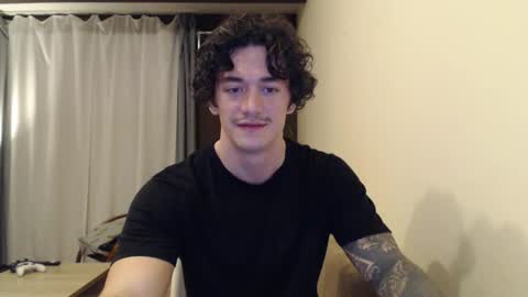 Snapshot of sam_winchest chatting on February 7, 2025, 12:42 am Sam online show from February 7, 2025, 12:42 am