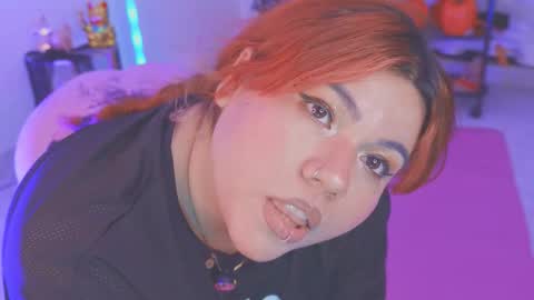 SAMANTA online show from September 22, 2025, 7:49 pm