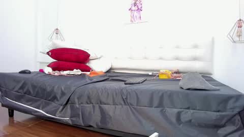 Sofia  online show from December 19, 2024, 12:34 am